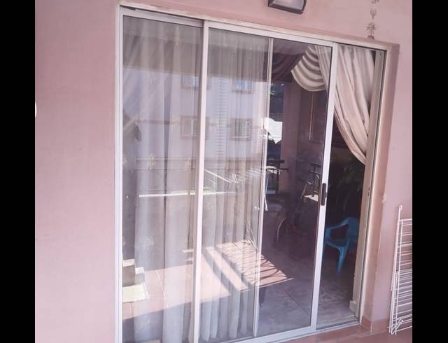2 BEDROOM TOWNHOUSE FOR SALE IN CASTLEVIEW